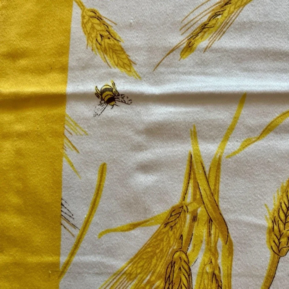 Vintage Country Farm House Style 100 Percent Cotton Tea  Towel 26 /20